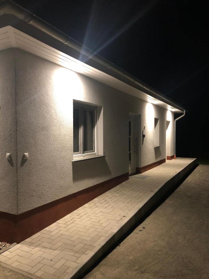 Schilfblume Villa Grosskoschen Ngoại thất bức ảnh